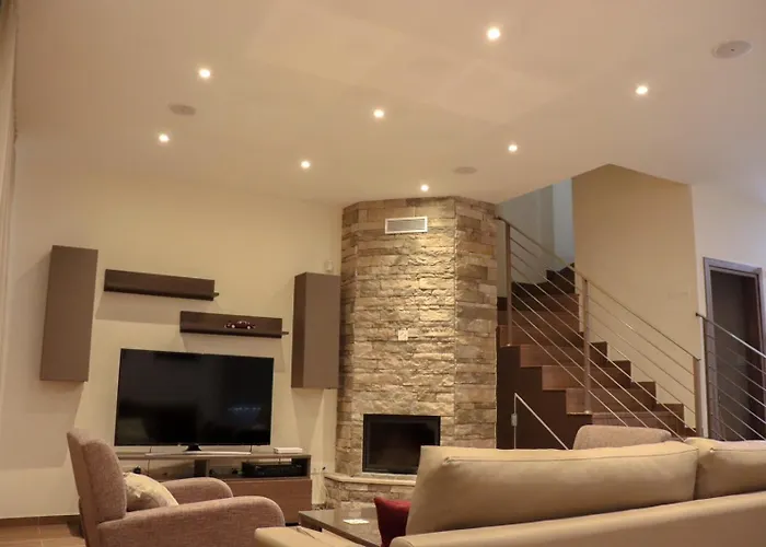 Marios Вилла Ларнака